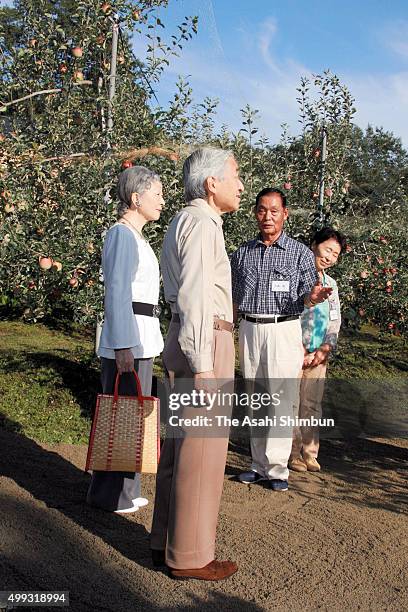 Emperor Akihito and Empress Michiko visit an apple farm on September 12, 2007 in Nasu, Tochigi, Japan.