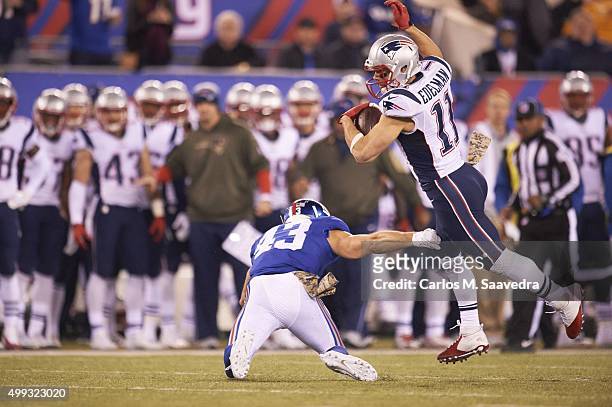 New England Patriots Julian Edelman in action vs New York Giants Craig Dahl at MetLife Stadium. East Rutherford, NJ CREDIT: Carlos M. Saavedra