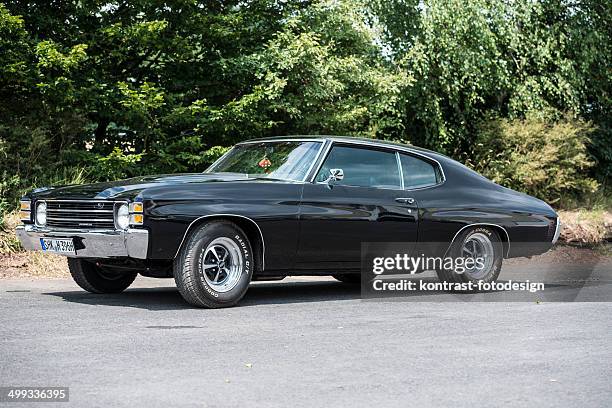 chevrolet chevelle 1970 - chevrolet impala stockfoto's en -beelden