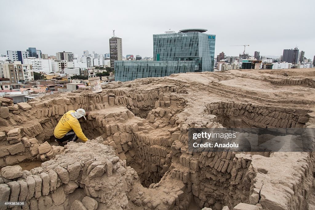 1000-Year-Old Tomb Found In Peru