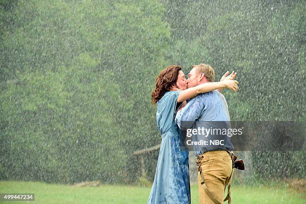 Dolly Parton's Coat of Many Colors" -- Pictured: Jennifer Nettles as Avie Lee Parton, Ricky Schroder as Robert Lee Parton --