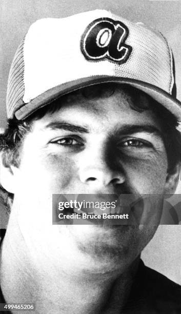 Dale Murphy of the Atlanta Braves poses for a portrait before an MLB game circa 1982.