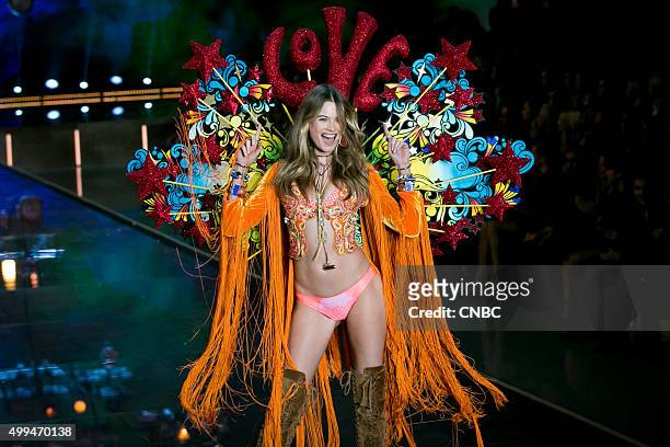 Victoria's Secret Fashion Show -- Pictured: Model Behati Pinsloo walks the runway during the 2015 Victoria's Secret Fashion Show in New York City on...