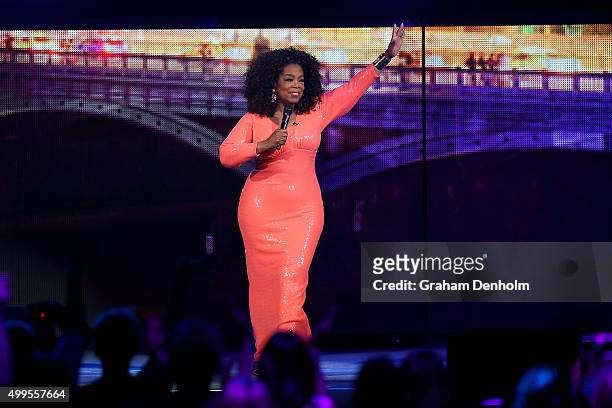 Oprah Winfrey talks on stage during her An Evening With Oprah tour on December 2, 2015 in Melbourne, Australia.