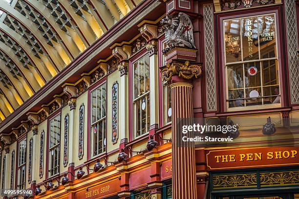 harry potter diagon alley-leadenhall mercado em londres, reino unido - inner london - fotografias e filmes do acervo