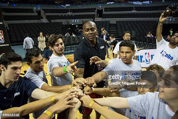 Legend Horace Grant greets with Mexican Special Olympics athletes during the NBA Cares clinic at Arena Ciudad de Mexico on December 02, 2015 in...