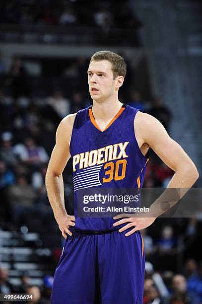 Jon Leuer of the Phoenix Suns looks on during the game against the Detroit Pistons on December 2, 2015 at The Palace of Auburn Hills in Auburn Hills,...