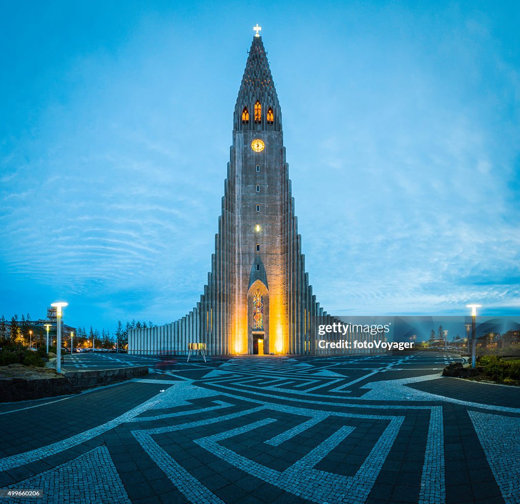 Islandia Reykjavik Iglesia De Hallgrímur Iglesia Icónicas Catedral Iluminado En Polar Ártico Al Atardecer Foto de stock - Getty Images Islandia Reykjavik Iglesia De Hallgrímur Iglesia Icónicas Catedral Iluminado En Polar Ártico Al Atardecer Foto de stock - Getty Images