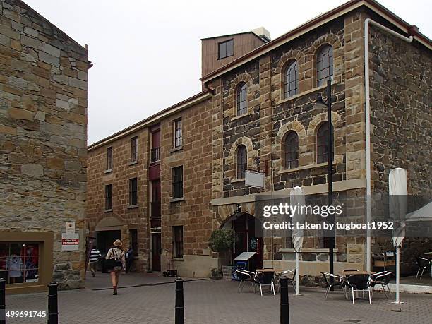 historic buildings at salamanca markets - historisch gebouw stockfoto's en -beelden