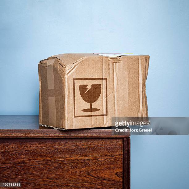 damaged parcel - damaged parcel stock pictures, royalty-free photos & images