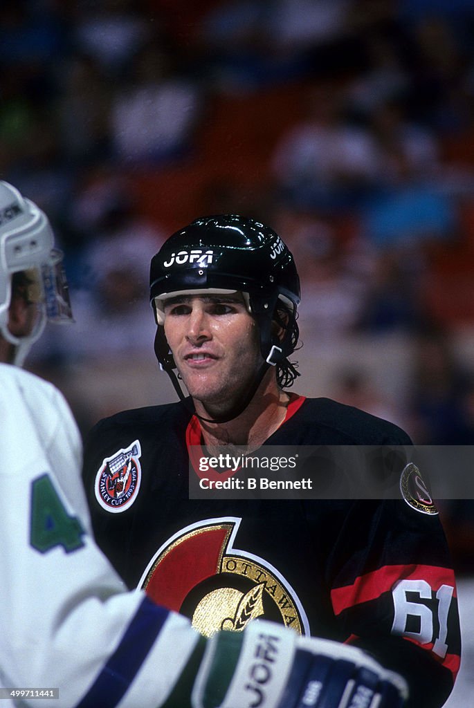 Ottawa Senators v Hartford Whalers