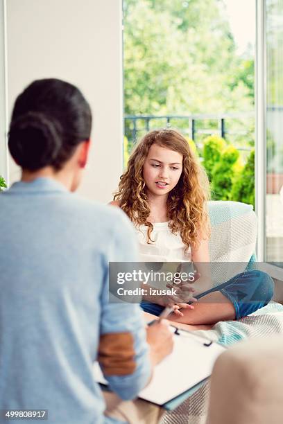 visite uma psychologist - profissional de saúde mental imagens e fotografias de stock