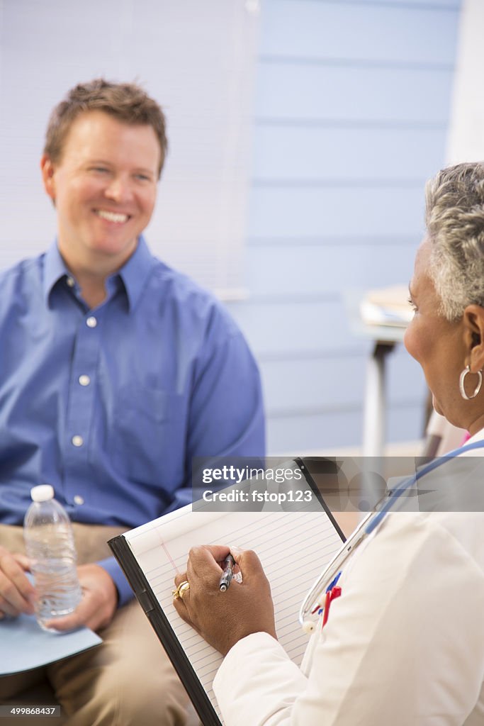Photo Session Doctor Doctor Counseling Session With Midadult Man Patient Therapy High-Res ...