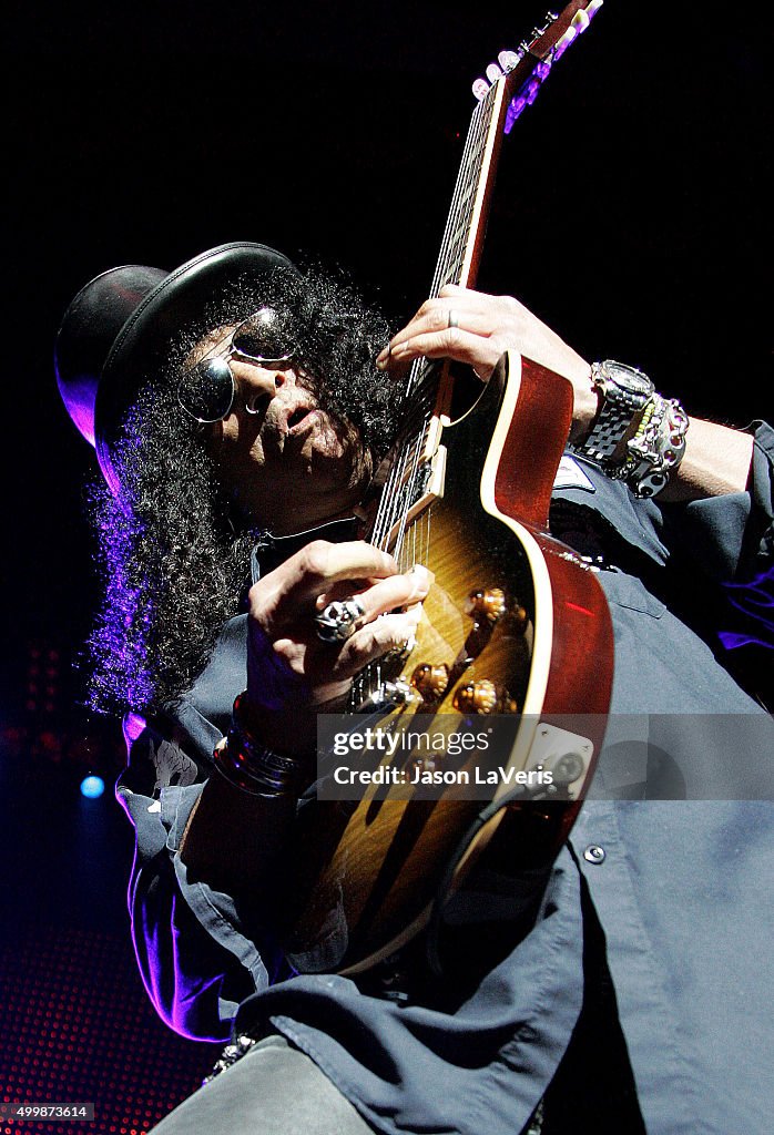 Velvet Revolver in Concert at the Gibson Amphitheater in Los Angeles