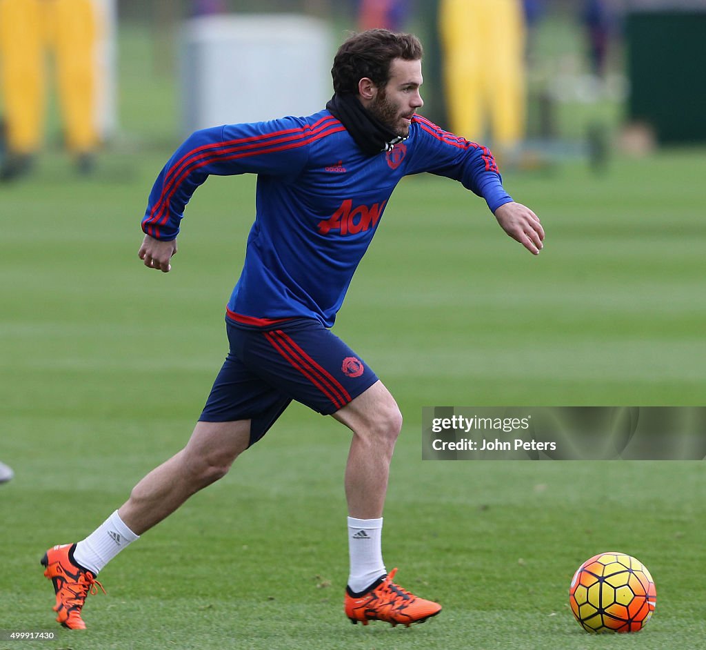 Manchester United Training and Press Conference