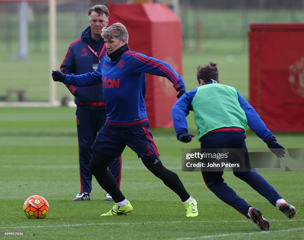 Manchester United Training and Press Conference