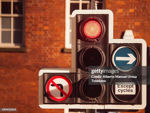 manchester, traffic lights - no trespassing segnale inglese foto e immagini stock