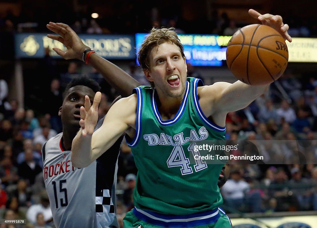 Houston Rockets v Dallas Mavericks