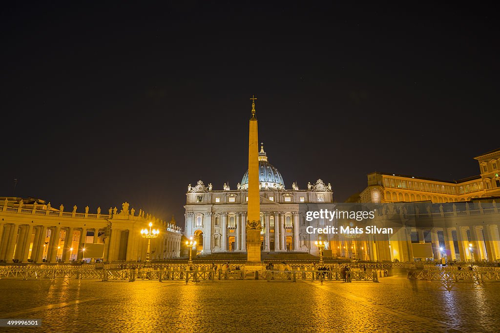 Basilica di San Pietro at night