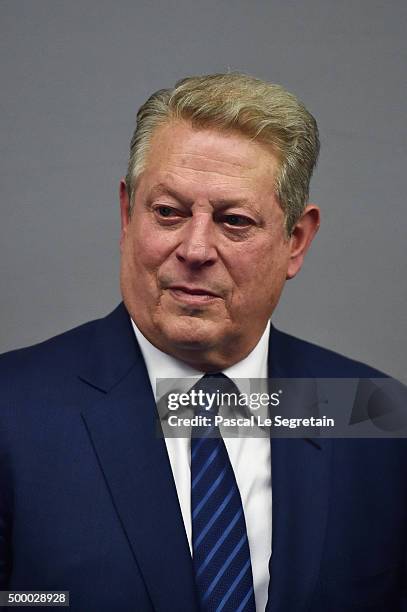 Former Vice President of The United States of America Al Gore poses prior a Press Conference held by a delegation of Democratic US Senators during...