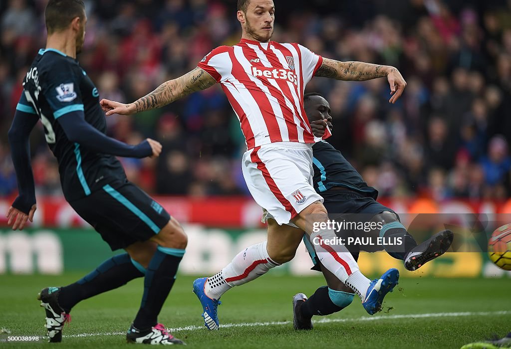 FBL-ENG-PR-STOKE-MAN CITY