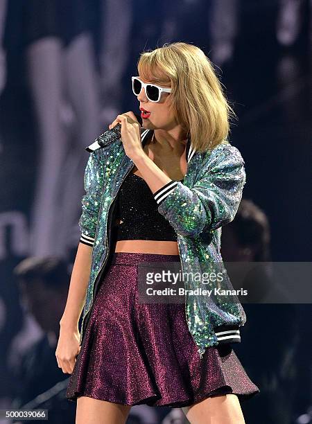 Taylor Swift performs during her '1989' World Tour at Suncorp Stadium on December 5, 2015 in Brisbane, Australia.