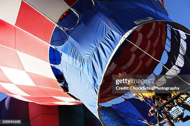 hot air balloon american flag colors - novelty-aircraft stock pictures, royalty-free photos & images