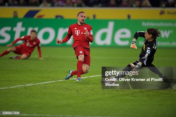 Borussia Moenchengladbach v FC Bayern Muenchen - Bundesliga Borussia Moenchengladbach v FC Bayern Muenchen - Bundesliga