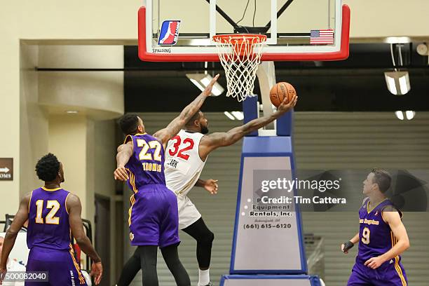 Earl Clark of the Bakersfield Jam drives to the basket against the Los Angeles Defenders at Dignity Health Event Center on Dec 4, 2015 in...