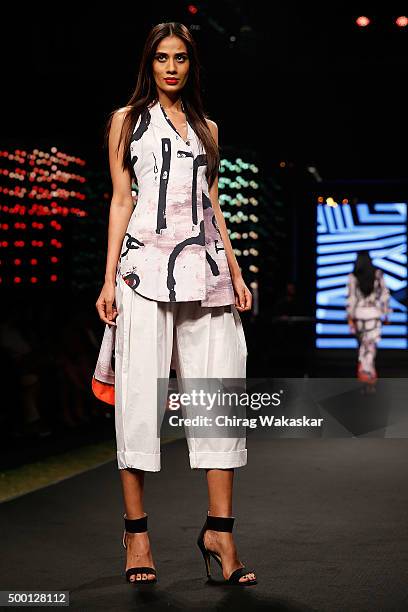 Model walks the runway at the Masaba Gupta show during day 2 of Blenders Pride Fashion Tour held at the Grand Hyatt on December 5, 2015 in Mumbai,...