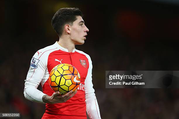 Hector Bellerin of Arsenal in action during the Barclays Premier League match between Arsenal and Sunderland at Emirates Stadium on December 5, 2015...