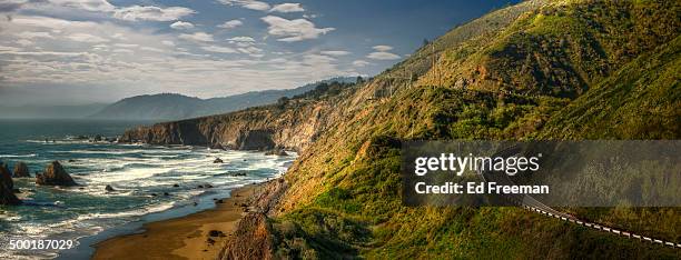 dramatic northern california coastline - grote oceaan stockfoto's en -beelden