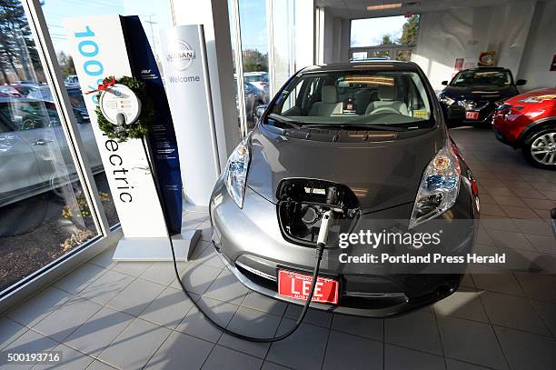 115 Nissan Leaf Showroom Photos and Premium High Res Pictures - Getty Images