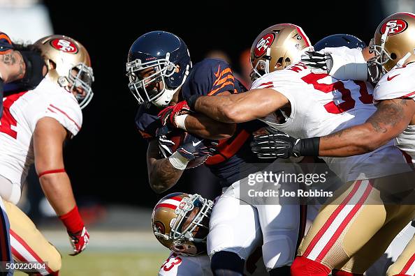 Matt Forte of the Chicago Bears carries the football against the San ...