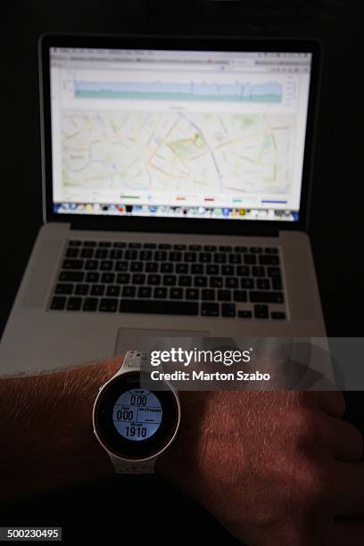 Garmin running watch, gps data in background