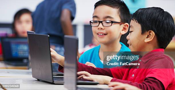 Kids Computer Lab Photos and Premium High Res Pictures - Getty Images