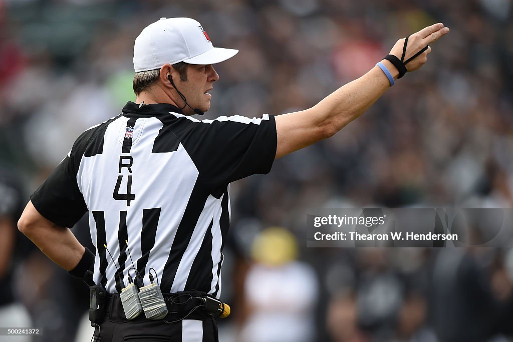 Kansas City Chiefs v Oakland Raiders