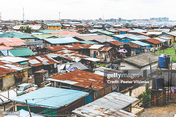 lagos, nigeria. - lagos slums stock-fotos und bilder
