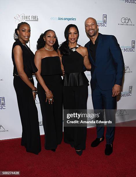 Rhona Rapper Cindy Herron Braggs Photos and Premium High Res Pictures - Getty Images