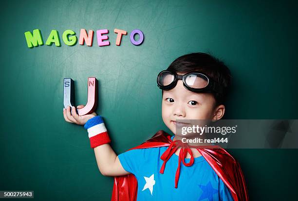 super-herói - número magnético imagens e fotografias de stock