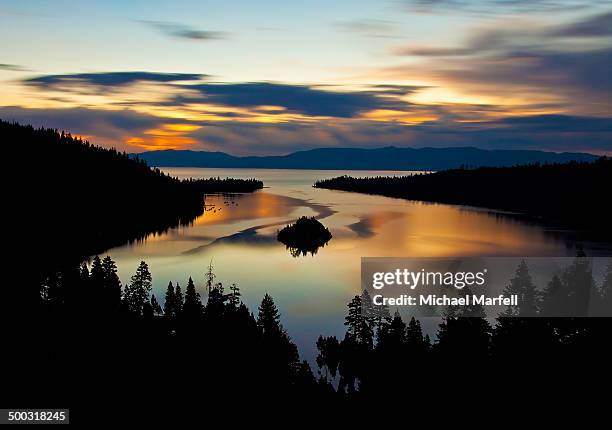 emerald bay - morning - south lake tahoe stock-fotos und bilder