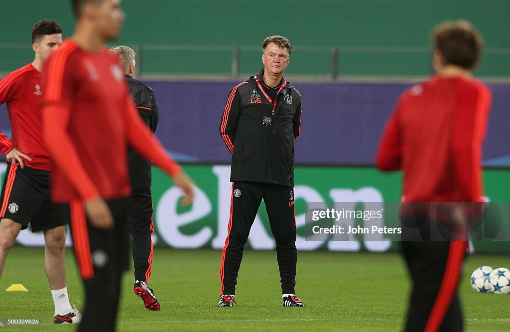 Manchester United  - Training & Press Conference