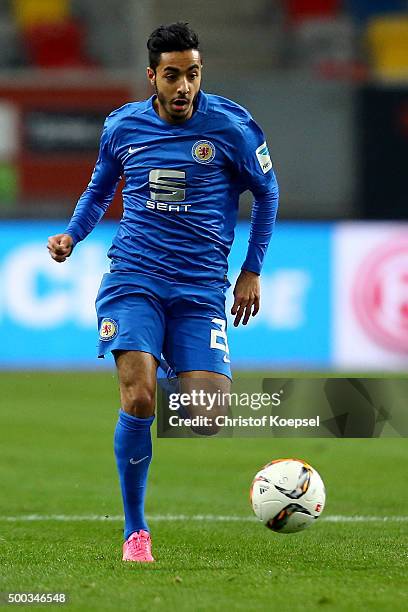 Salim Khelifi of Braunschweig runs with the ball during the Second Bundesliga match between Fortuna Duesseldorf and Eintracht Braunschweig at...