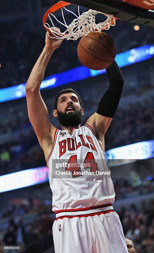 Phoenix Suns v Chicago Bulls