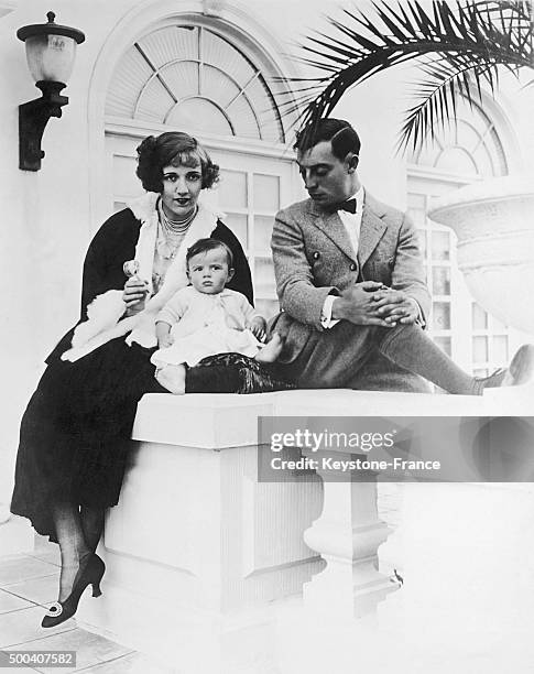 The American actor Buster Keaton with his son, Buster Keaton Jr, and his sister in law, the actress Constance Talmadge, 1923 in United States.