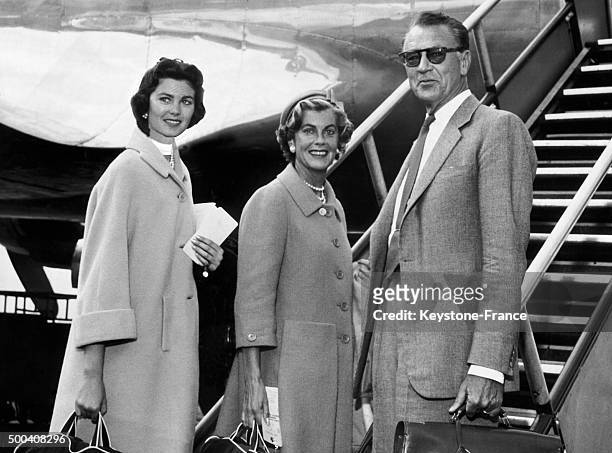 The American actor Gary Cooper, his wife Veronica and their daughter Maria ready to take off, around 1956-1957.