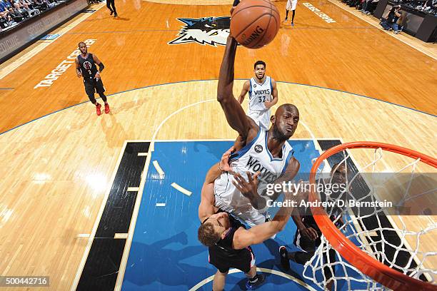 Kevin Garnett of the Minnesota Timberwolves dunks the ball against the Los Angeles Clippers on December 7, 2015 at Target Center in Minneapolis,...