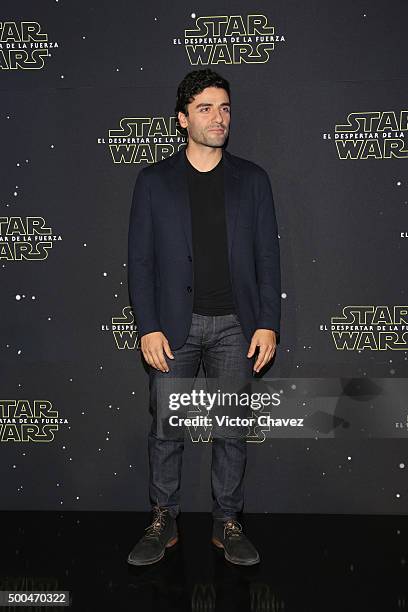 Actor Oscar Isaac attends the "Star Wars: The Force Awakens" Mexico City photo call at St Regis Hotel on December 8, 2015 in Mexico City, Mexico.