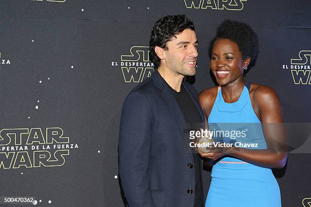 Actor Oscar Isaac and actress Lupita Nyong'o attend the "Star Wars: The Force Awakens" Mexico City photo call at St Regis Hotel on December 8, 2015...