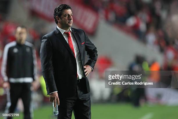 Benfica's coach Rui Vitoria during the match between SL Benfica and Club Atletico de Madrid for the UEFA Champions League at Estadio da Luz on...